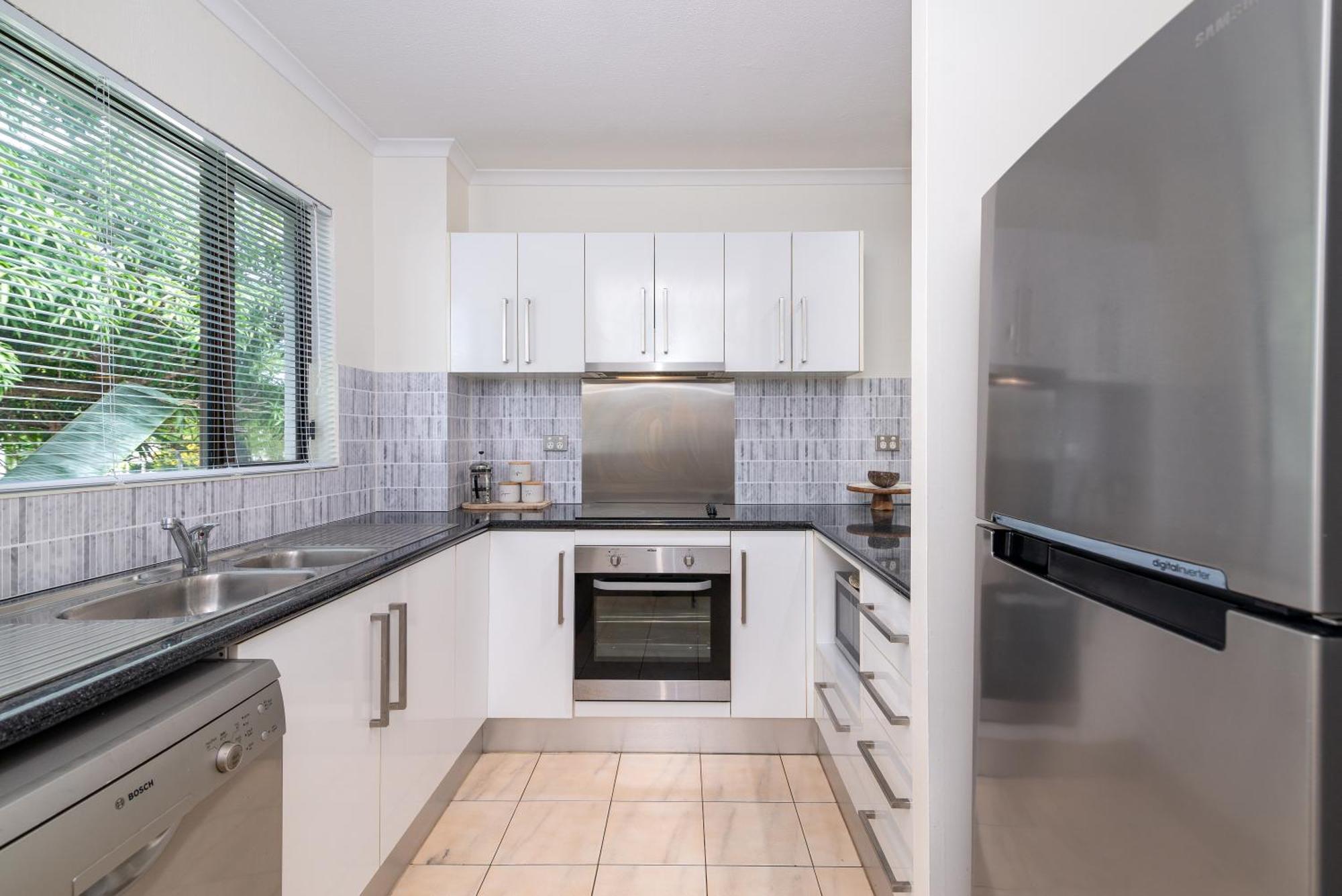 Tropical Reef Apartments พอร์ตดักกลาส ภายนอก รูปภาพ